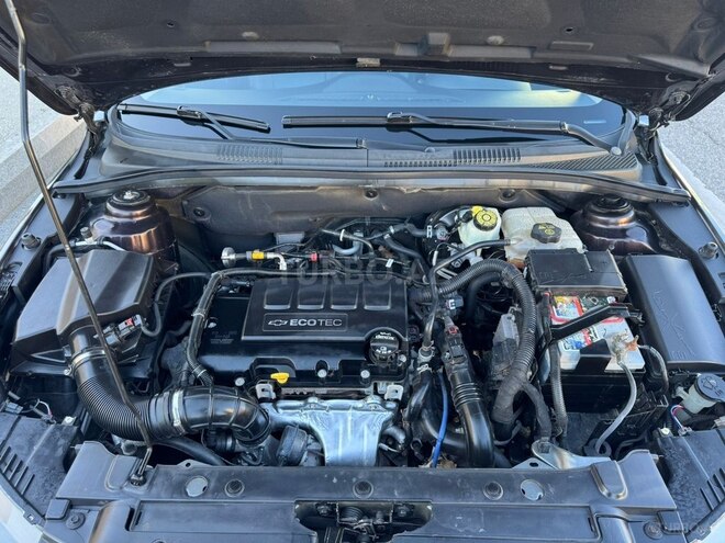 Chevrolet Cruze-15