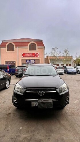Toyota RAV4-1