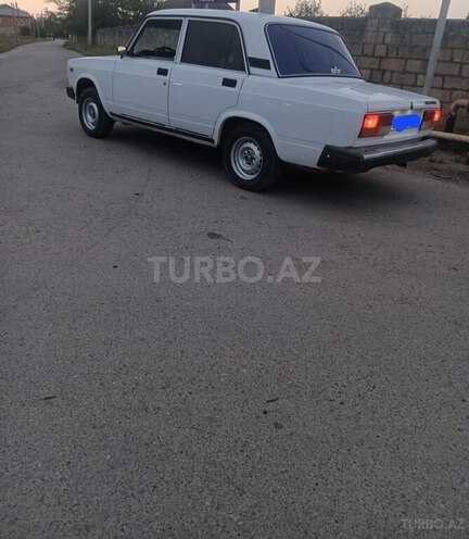 LADA (VAZ) 2107-5