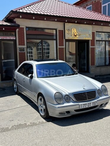 Mercedes E 280-20