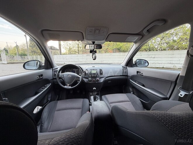 Hyundai i30-8