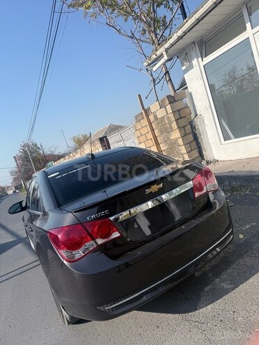 Chevrolet Cruze-14