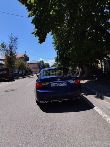 Hyundai Sonata-6