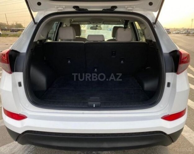 Hyundai Tucson-13