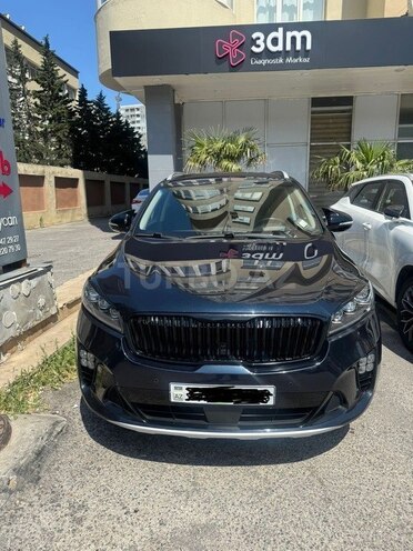 Kia Sorento-1