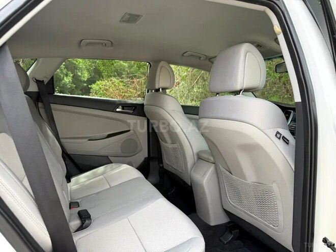 Hyundai Tucson-16