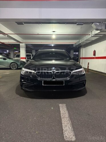 BMW 530e-1