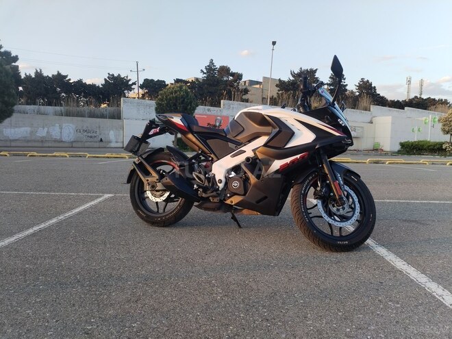 Bajaj Pulsar RS 200-3