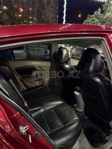 Honda Insight-7