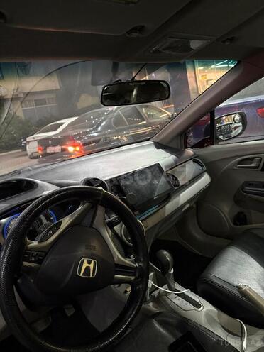 Honda Insight-11