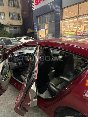 Honda Insight-4