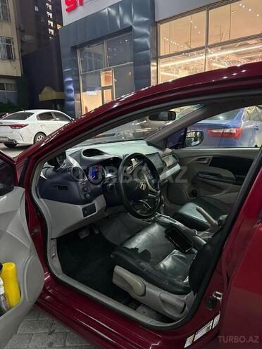 Honda Insight-8