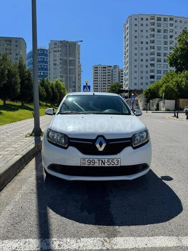 Renault Sandero-1