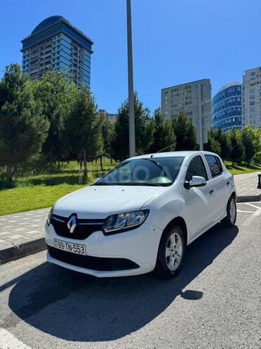 Renault Sandero-13