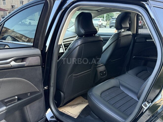 Ford Fusion (North America)-13