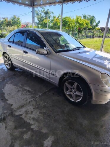Mercedes C 200-2