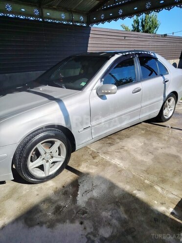 Mercedes C 200-3