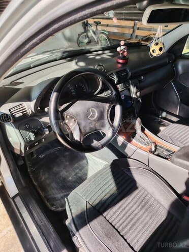Mercedes C 200-10