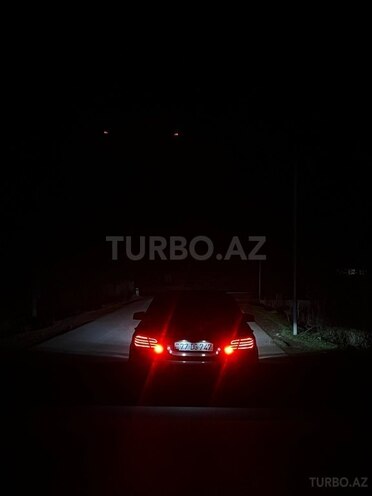Mercedes E 220-16