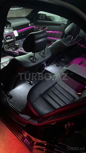 Mercedes E 220-8