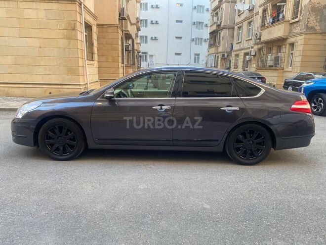 Nissan Teana-7