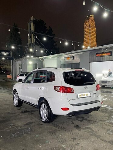 Hyundai Santa Fe-5