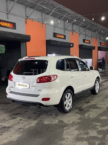 Hyundai Santa Fe-6