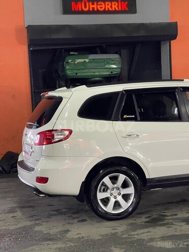 Hyundai Santa Fe-7