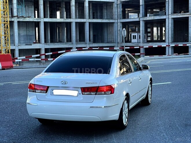 Hyundai Sonata-5