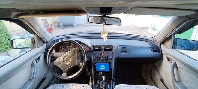 Mercedes C 180-6