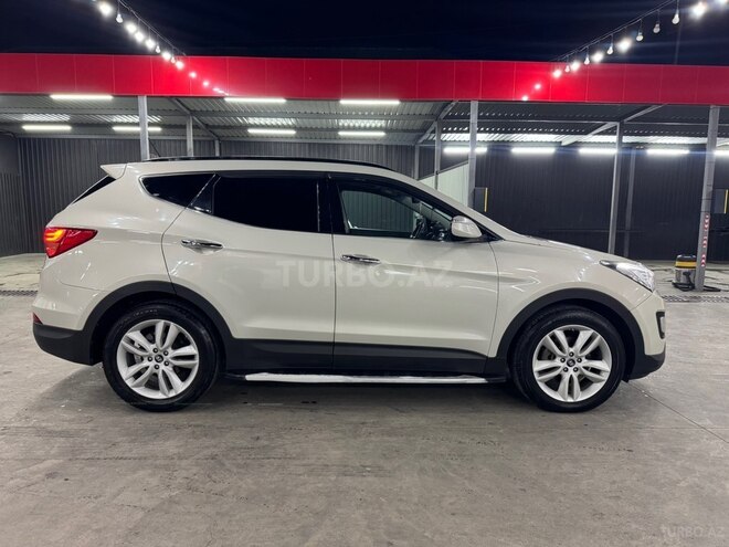 Hyundai Santa Fe-4