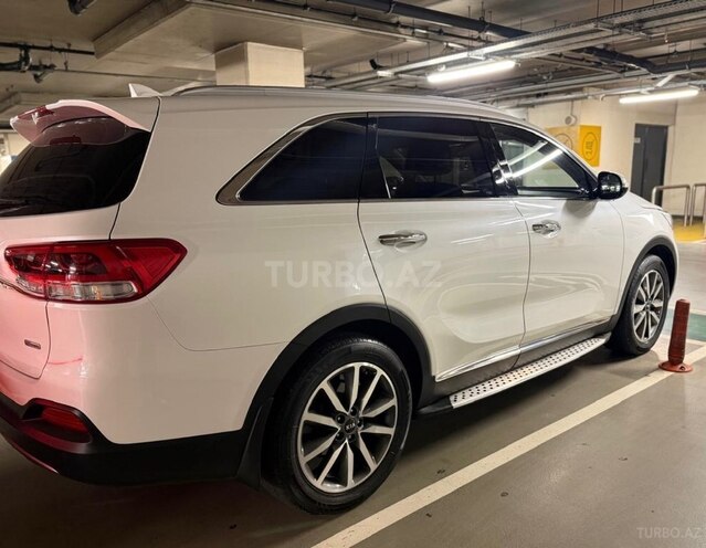 Kia Sorento-3