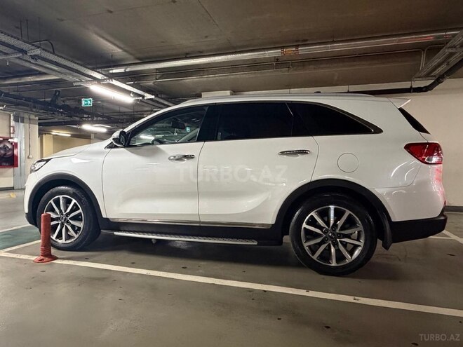 Kia Sorento-8