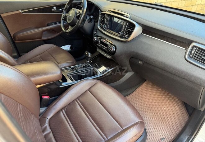 Kia Sorento-6