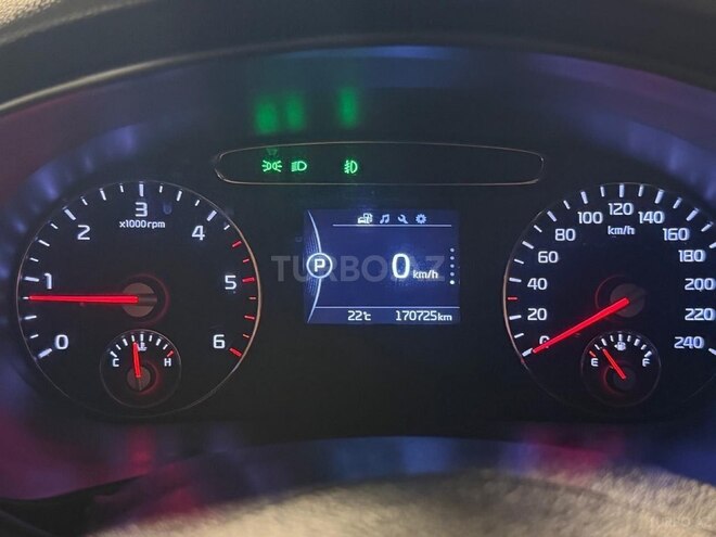 Kia Sorento-16