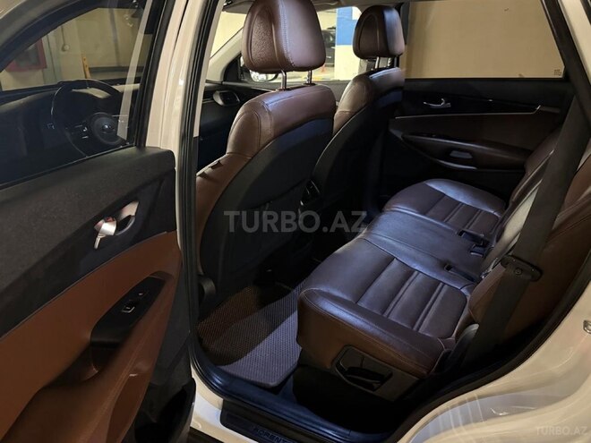 Kia Sorento-20