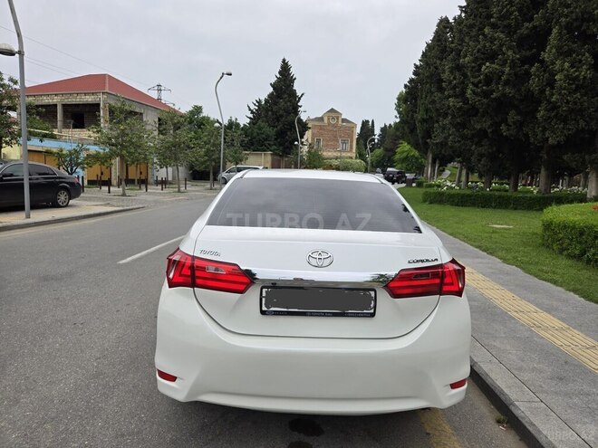 Toyota Corolla-3