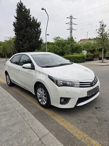 Toyota Corolla-4