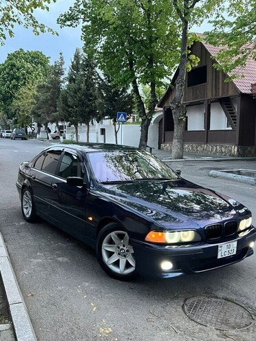 BMW 523-1