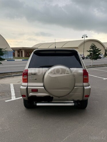 Toyota RAV4-2