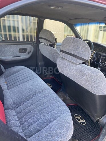 Hyundai Sonata-8
