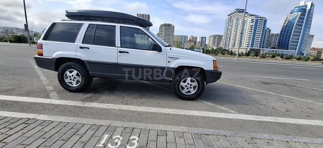 Jeep Grand Cherokee-4