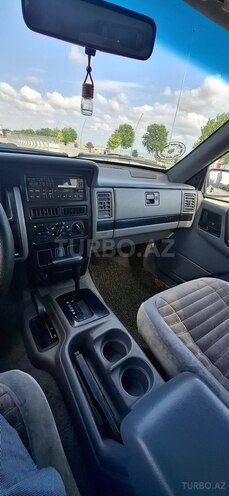 Jeep Grand Cherokee-14