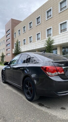 Chevrolet Cruze-2