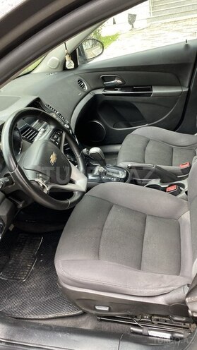 Chevrolet Cruze-4