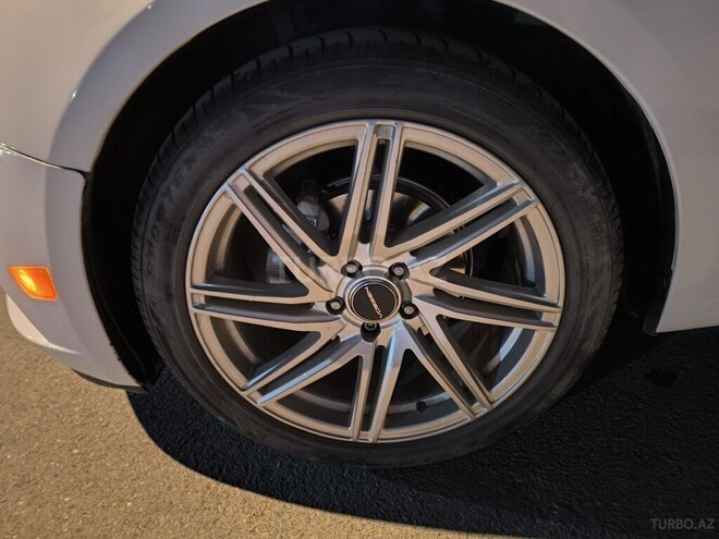 Chevrolet Cruze-10