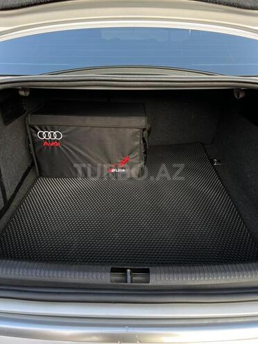 Audi A4-9