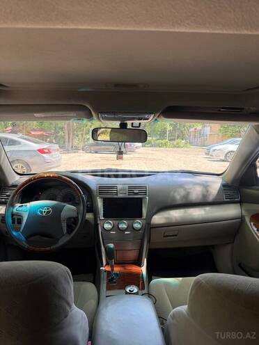 Toyota Camry-3