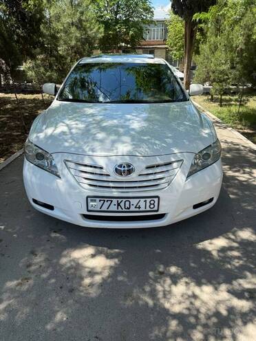 Toyota Camry-1