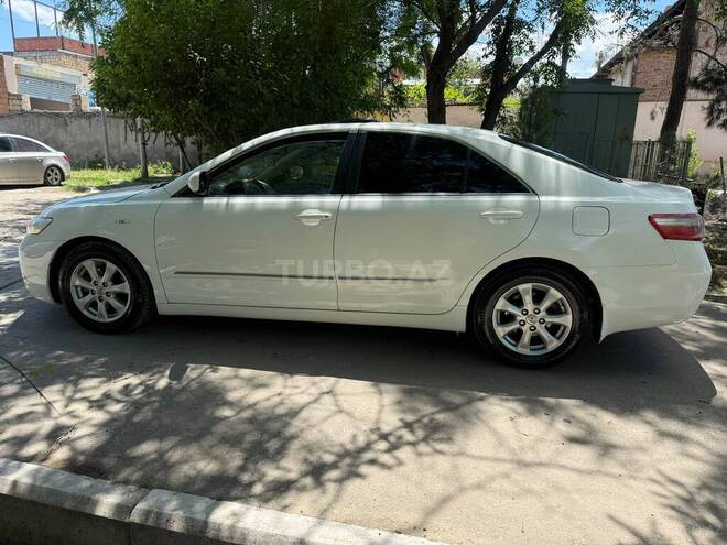 Toyota Camry-11